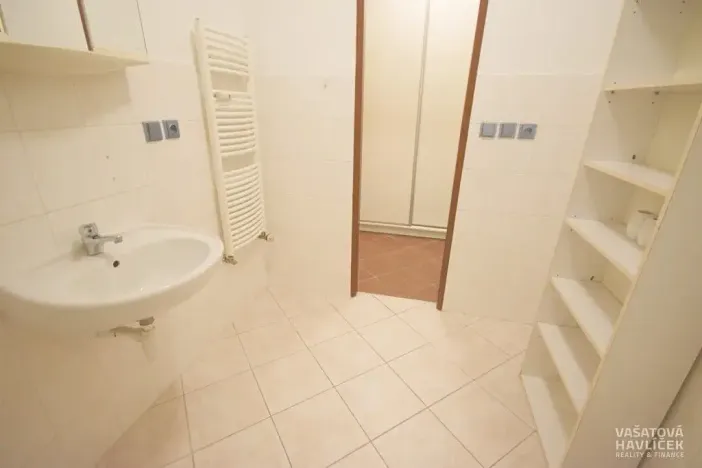 Pronájem bytu 1+kk, Hradec Králové, Štefánikova, 36 m2