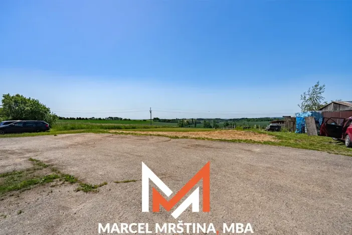 Prodej pozemku, Chvalkovice - Miskolezy, 1771 m2