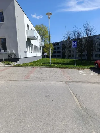 Pronájem garážového stání, Jihlava, Královský vršek, 12 m2