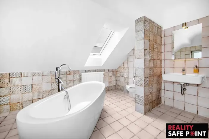 Prodej ubytování, Dobřany, Lipová, 820 m2