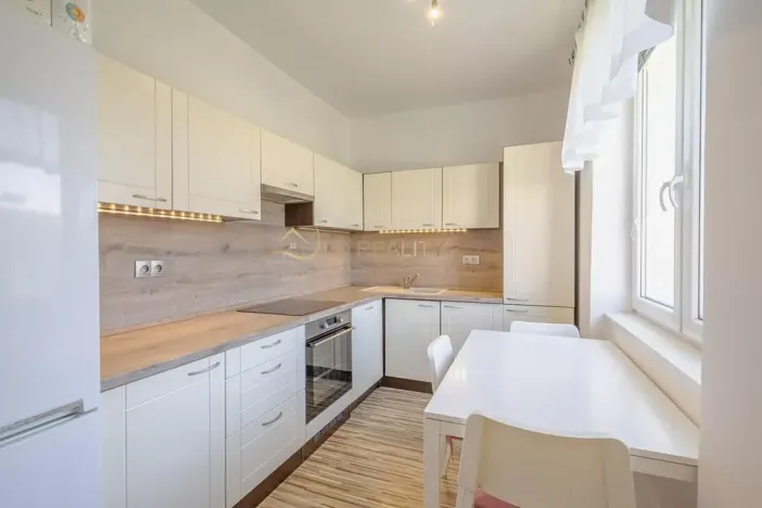 Prodej bytu 2+1, Olomouc, Blanická, 52 m2