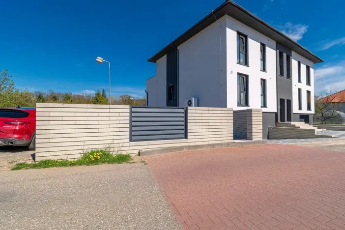 Prodej rodinného domu, Olomouc - Černovír, Žitná, 280 m2