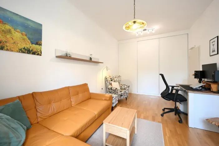 Pronájem bytu 2+1, Praha - Bubeneč, náměstí Interbrigády, 51 m2