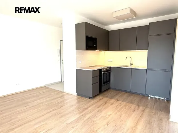 Pronájem bytu 2+kk, Slaný, Prokopa Holého, 40 m2