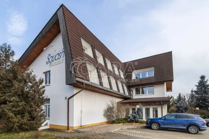 Prodej komerční nemovitosti, Praha - Petrovice, Novopetrovická, 1433 m2