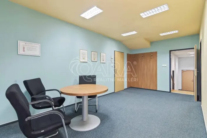 Prodej pozemku pro bydlení, Praha - Petrovice, Novopetrovická, 4543 m2