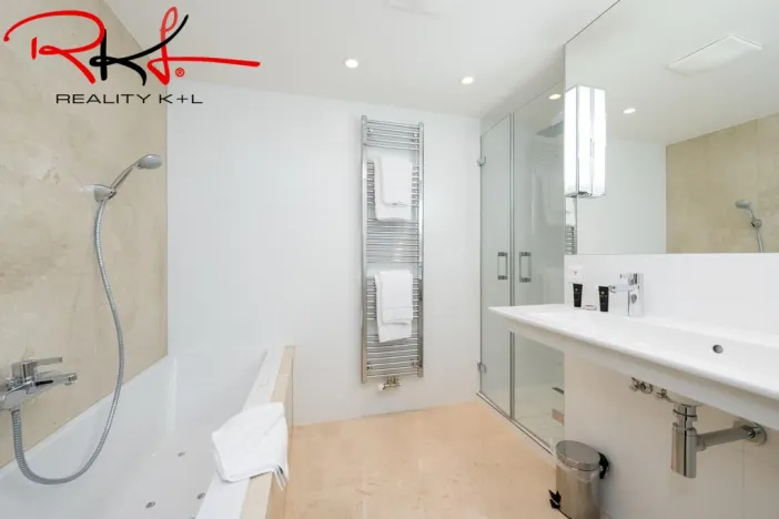 Pronájem bytu 3+kk, Praha, Ovenecká, 102 m2