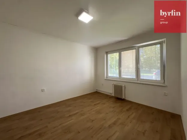 Pronájem bytu 2+1, Krnov - Pod Bezručovým vrchem, 45 m2