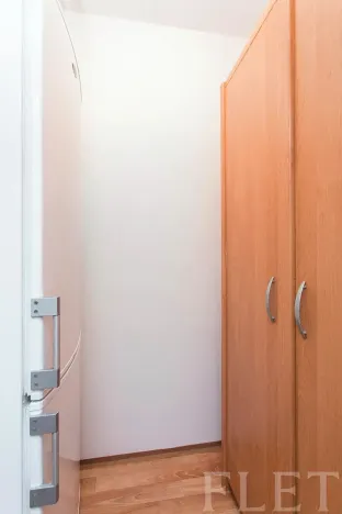 Prodej bytu 2+kk, Praha - Kbely, Pod Nouzovem, 45 m2