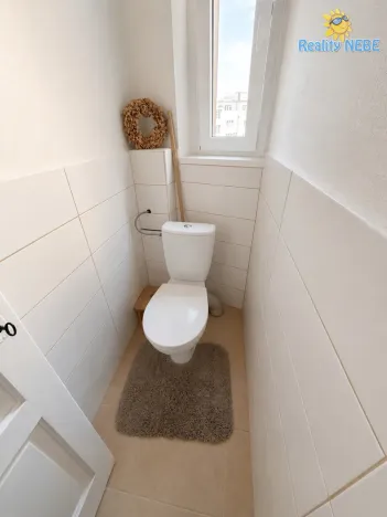 Pronájem bytu 1+1, Praha - Nusle, Družstevní, 37 m2