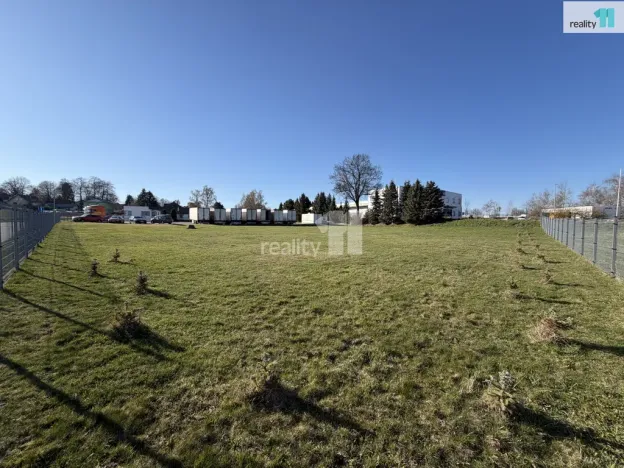 Prodej komerčního pozemku, Jiřice, Průmyslová, 2833 m2