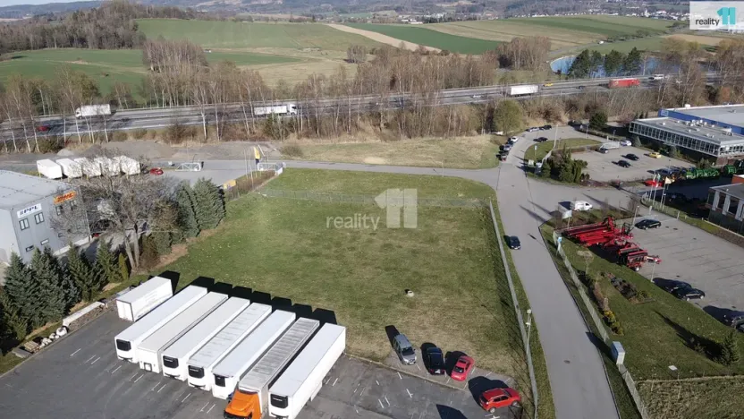 Prodej komerčního pozemku, Jiřice, Průmyslová, 2833 m2