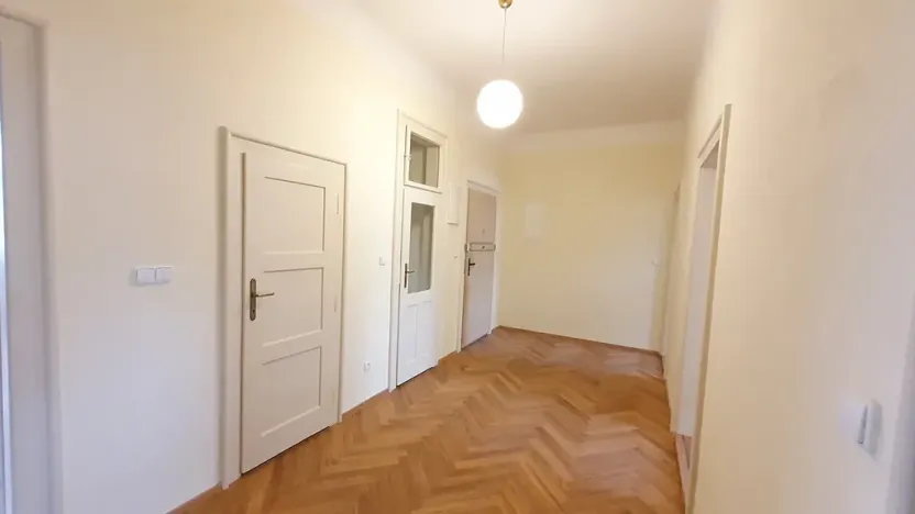 Pronájem bytu 3+1, Praha - Vinohrady, Slezská, 100 m2