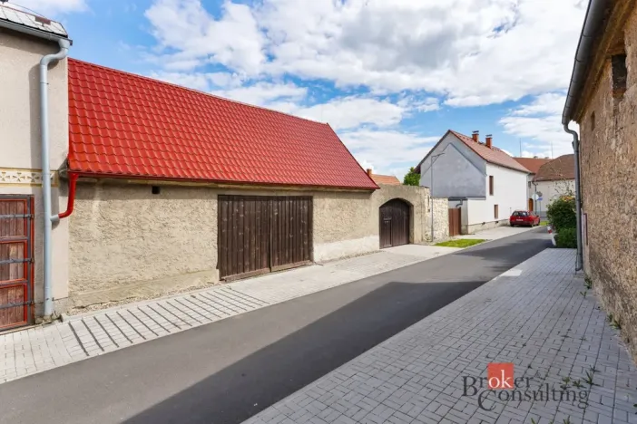 Prodej rodinného domu, Ročov, 141 m2