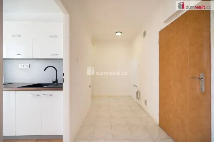 Pronájem bytu 2+1, Lhenice, Netolická, 52 m2