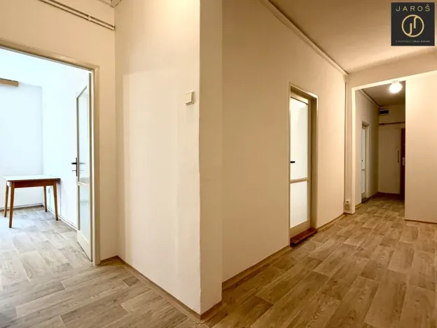 Pronájem bytu 2+1, Praha - Strašnice, Nučická, 65 m2