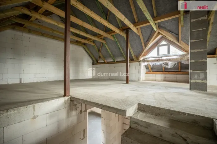 Prodej rodinného domu, Jesenice - Horní Jirčany, Budějovická, 106 m2