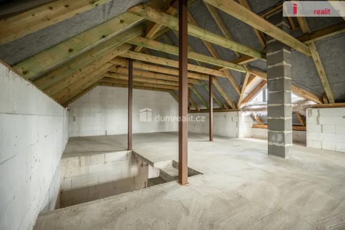Prodej rodinného domu, Jesenice - Horní Jirčany, Budějovická, 106 m2