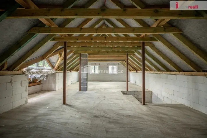 Prodej rodinného domu, Jesenice - Horní Jirčany, Budějovická, 106 m2