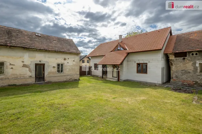 Prodej rodinného domu, Jesenice - Horní Jirčany, Budějovická, 106 m2