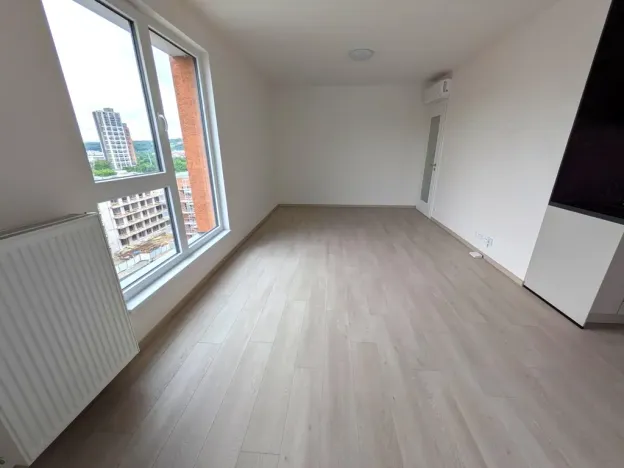 Pronájem bytu 1+kk, Praha - Vysočany, Poděbradská, 39 m2
