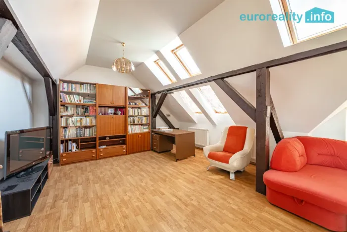 Prodej činžovního domu, Sokolov, U Divadla, 360 m2