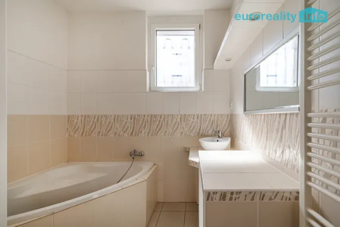 Prodej činžovního domu, Sokolov, U Divadla, 360 m2