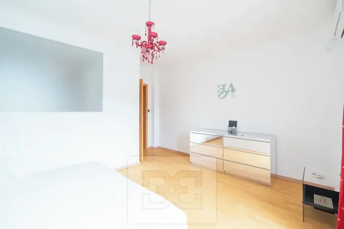 Pronájem bytu 3+kk, Praha - Holešovice, Na Maninách, 110 m2