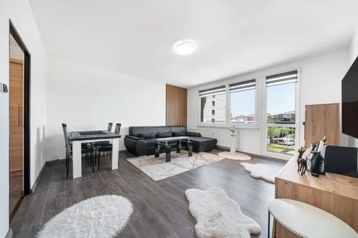 Prodej bytu 3+1, Tachov, Želivského, 61 m2