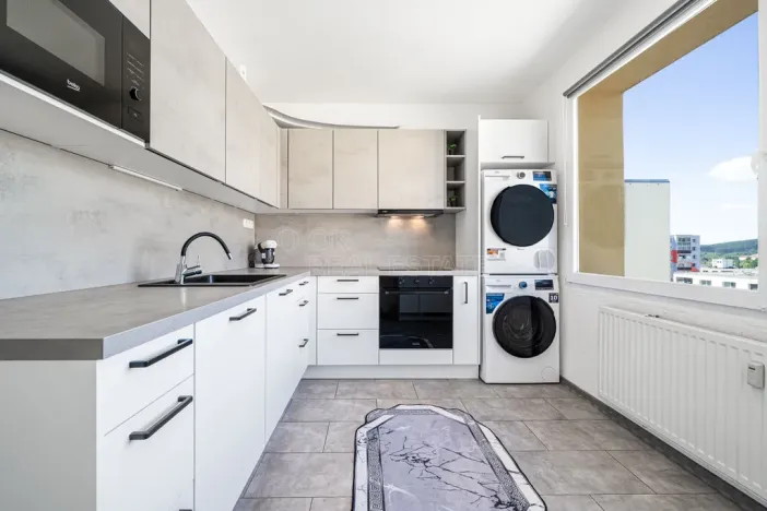 Prodej bytu 3+1, Tachov, Želivského, 61 m2