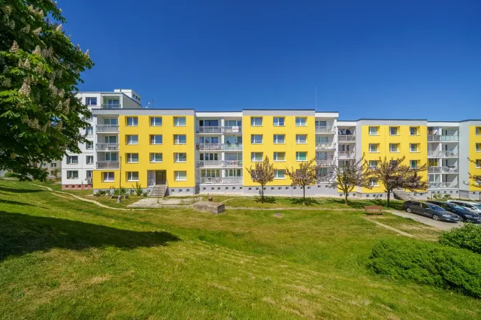 Prodej bytu 3+1, Tachov, Želivského, 61 m2