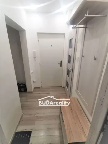 Prodej bytu 1+kk, Zlín, Ševcovská, 27 m2