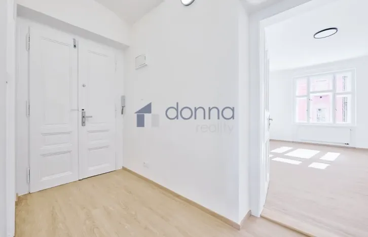 Pronájem bytu 2+kk, Praha, Braunerova, 51 m2