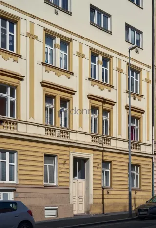 Pronájem bytu 2+kk, Praha, Braunerova, 51 m2