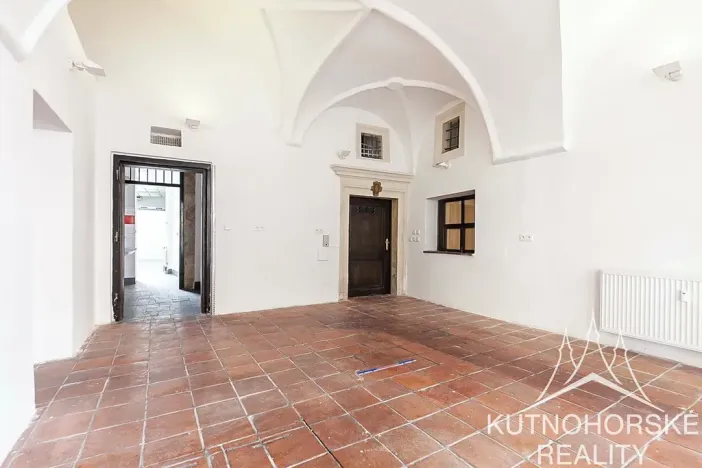 Pronájem obchodního prostoru, Kutná Hora, Husova, 195 m2