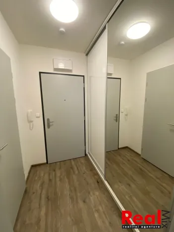 Pronájem bytu 1+kk, Brno - Černá Pole, třída Generála Píky, 33 m2