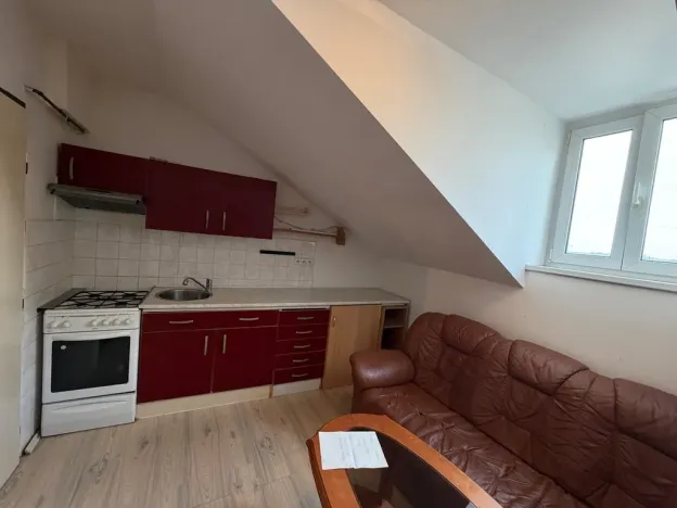Pronájem bytu 2+kk, Praha - Libeň, Zenklova, 42 m2