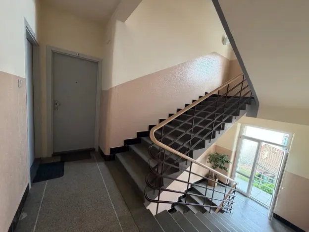 Pronájem bytu 2+kk, Praha - Libeň, Zenklova, 42 m2
