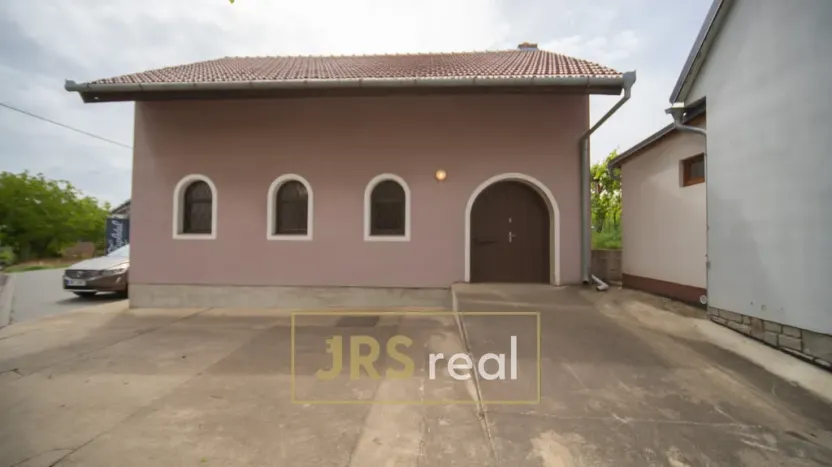 Prodej ubytování, Velké Bílovice, 285 m2