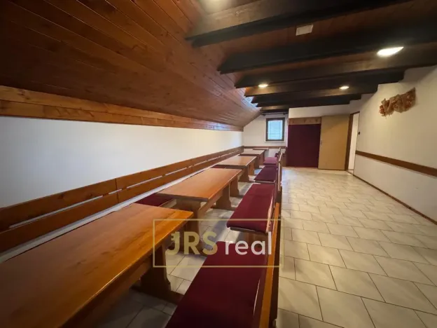 Prodej ubytování, Velké Bílovice, 285 m2