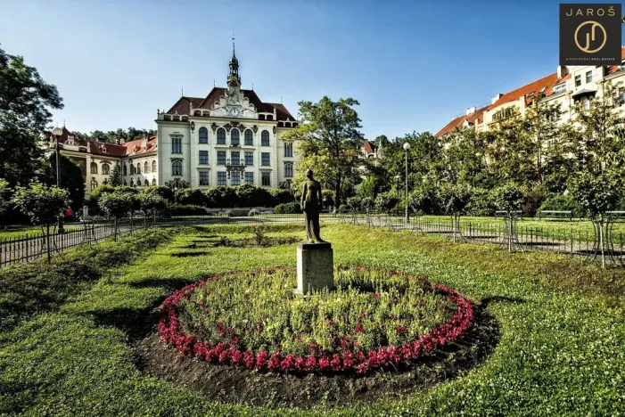 Prodej bytu 2+kk, Praha - Karlín, Hybešova, 37 m2
