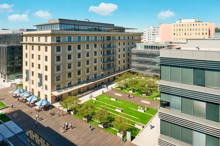 Pronájem kanceláře, Praha - Holešovice, Jankovcova, 650 m2