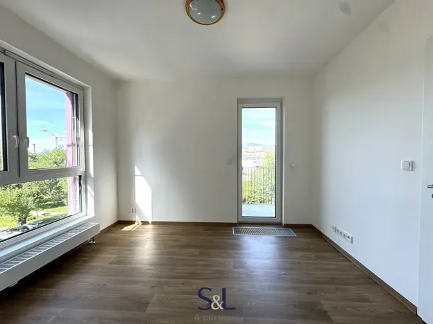 Pronájem bytu 2+kk, Liberec, U Nisy, 49 m2