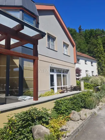 Pronájem komerční nemovitosti, Dalovice, Pod Parkem, 75 m2