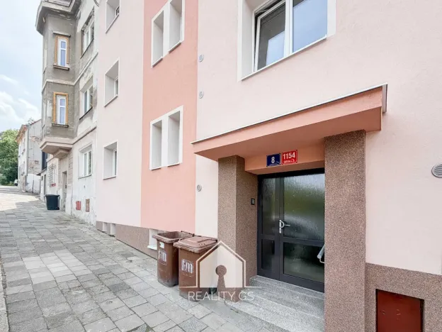 Prodej bytu 2+1, Ústí nad Labem, Myslbekova, 64 m2