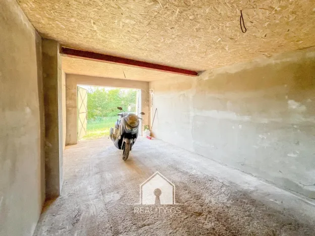 Prodej garáže, Děčín, Růžová, 23 m2