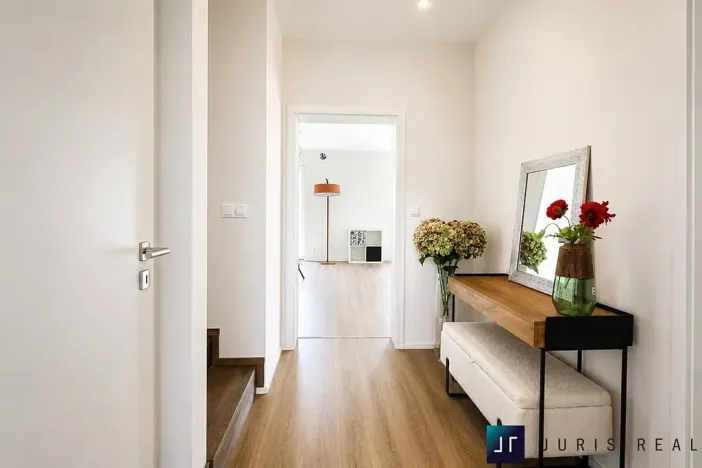 Pronájem rodinného domu, Praha - Štěrboholy, Hrušovská, 149 m2