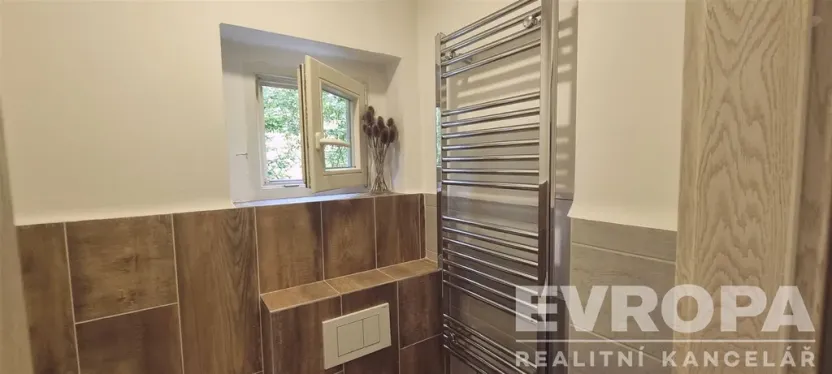 Prodej bytu 2+kk, Praha - Vinohrady, Hollarovo náměstí, 43 m2