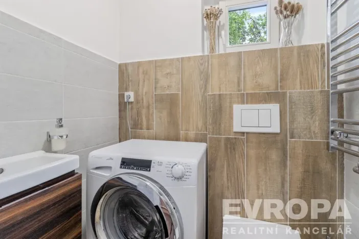 Prodej bytu 2+kk, Praha - Vinohrady, Hollarovo náměstí, 43 m2