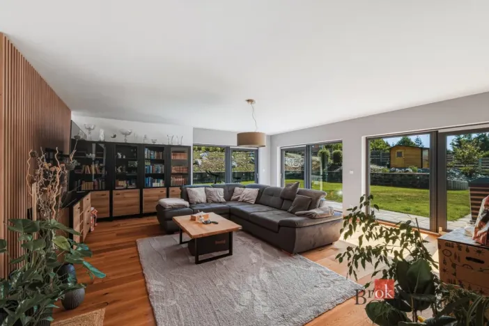 Prodej rodinného domu, Plzeň - Malesice, U Lesa, 240 m2